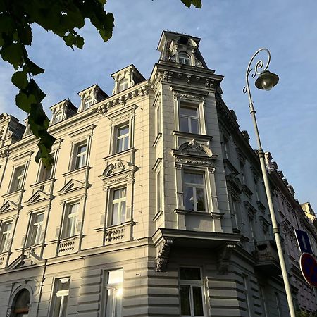 Residence Polonia Karlovy Vary Extérieur photo