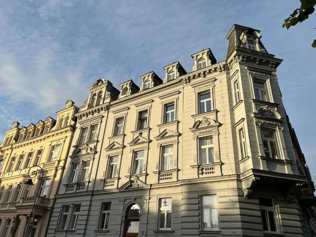 Residence Polonia Karlovy Vary Extérieur photo